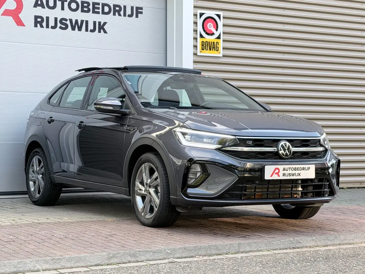 1.5 TSI R-Line Pano/Keyless/Camera