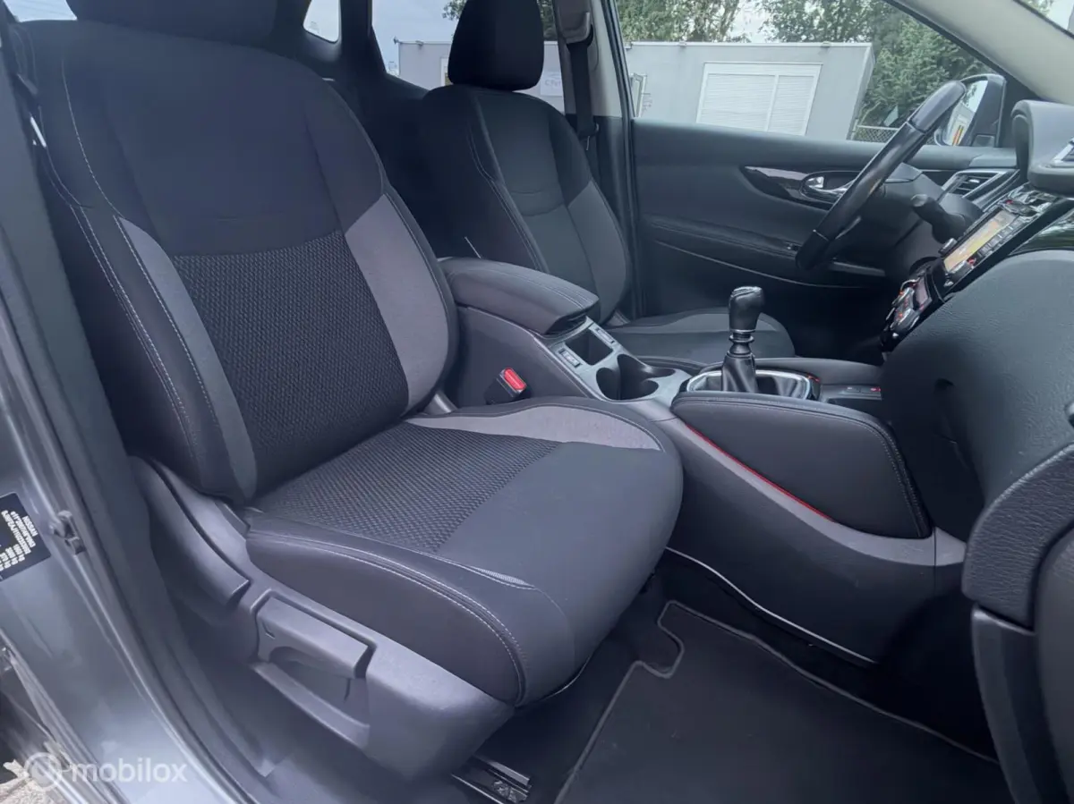 1.2 Acenta 2018 / Facelift / Camera / Stoelverwarming / DAB+ / Navigatie / Cruisecontrol / NAP