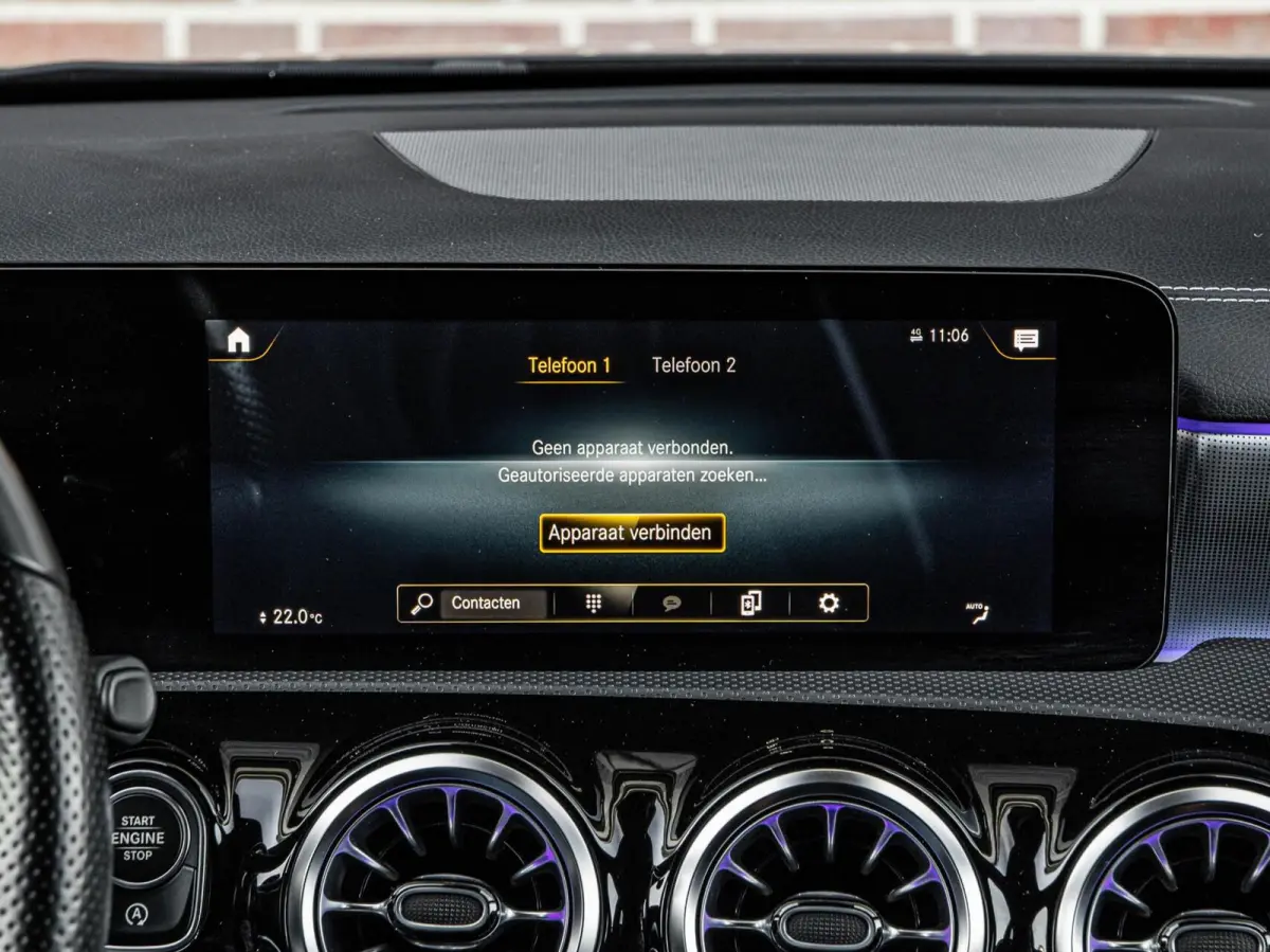 200 AMG Night Edition 163 PK | Panoramadak | Sfeerverlichting | Distronic Plus | Multibeam LED | Apple CarPlay/Android Auto | 18"