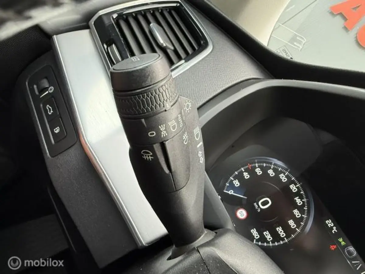 2.0 T8 Twin Engine AWD Inscription 7 Pers Navigatie Cruise ACC Luchtvering Panoramadak Camera Leder Trekhaak....
