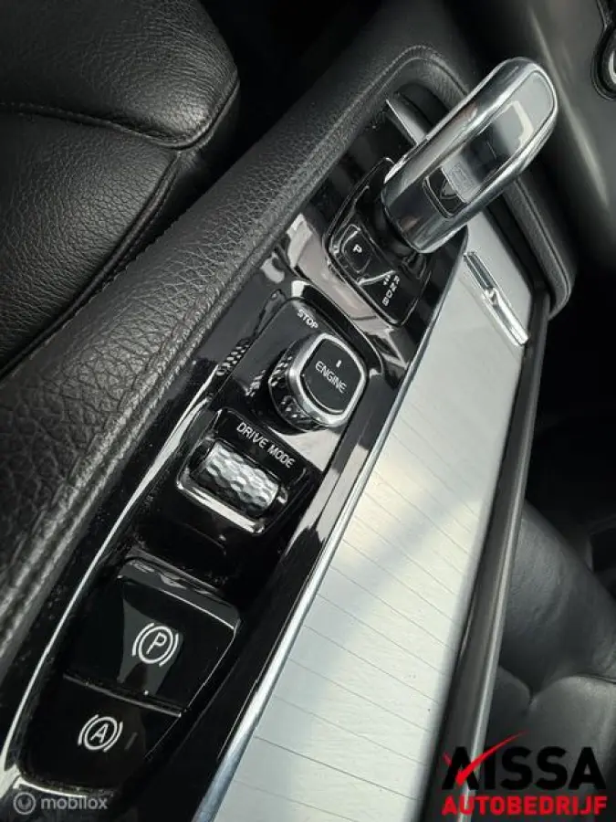 2.0 T8 Twin Engine AWD Inscription 7 Pers Navigatie Cruise ACC Luchtvering Panoramadak Camera Leder Trekhaak....