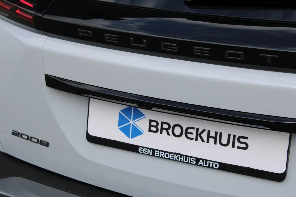 Envy | Active Safety Brake met camera en radar (automatisch noodremsysteem) met Distance Alert (waarschuwing dreigende aanrijding) | Advanced Active Safety Brake met camera en radar | Climat