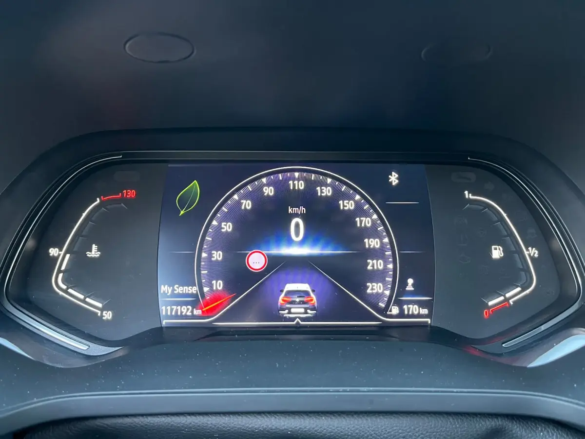 1.0 TCe 90 Zen LPG G3 | Full Map navi | NAP | bluetooth | carplay| camera | goed onderhouden | All Season banden
