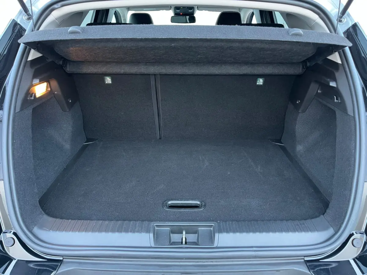1.0 TCe 90 Zen LPG G3 | Full Map navi | NAP | bluetooth | carplay| camera | goed onderhouden | All Season banden