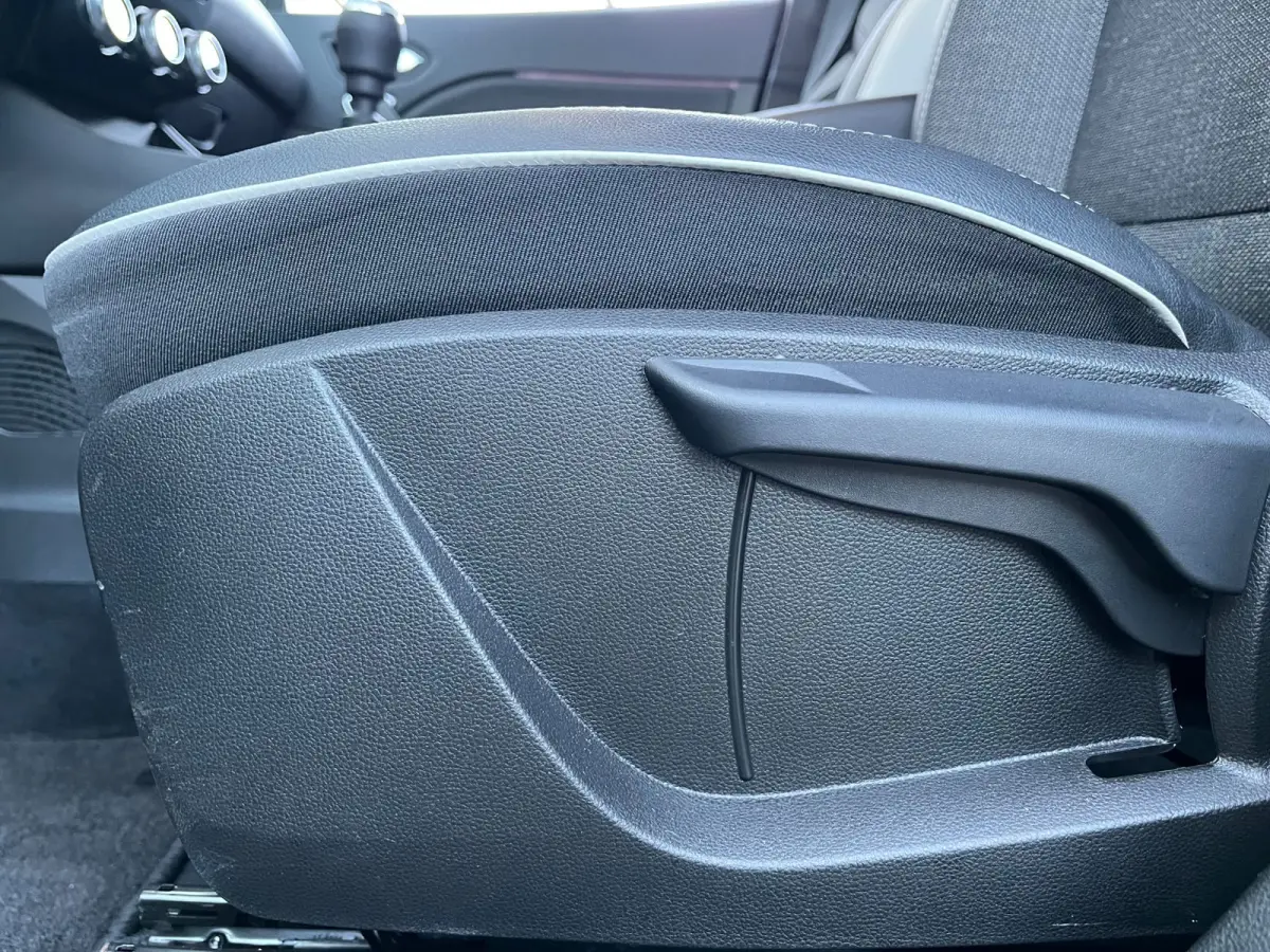 1.0 TCe 90 Zen LPG G3 | Full Map navi | NAP | bluetooth | carplay| camera | goed onderhouden | All Season banden