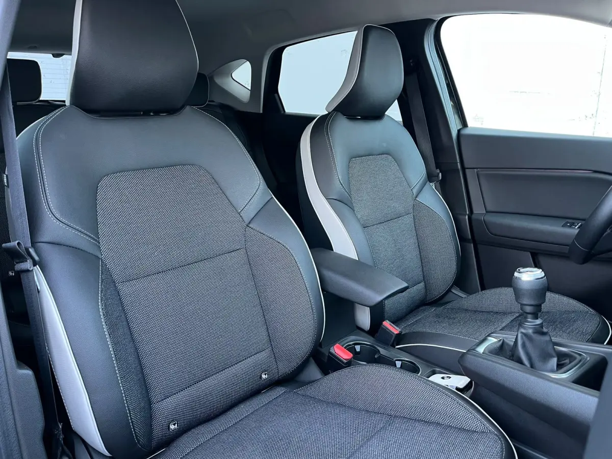 1.0 TCe 90 Zen LPG G3 | Full Map navi | NAP | bluetooth | carplay| camera | goed onderhouden | All Season banden