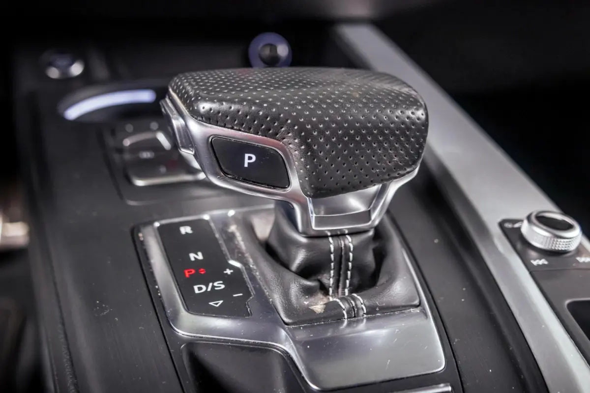2.0 TFSI ultra Sport S line|Matrix|360 Camera|Half-Leder