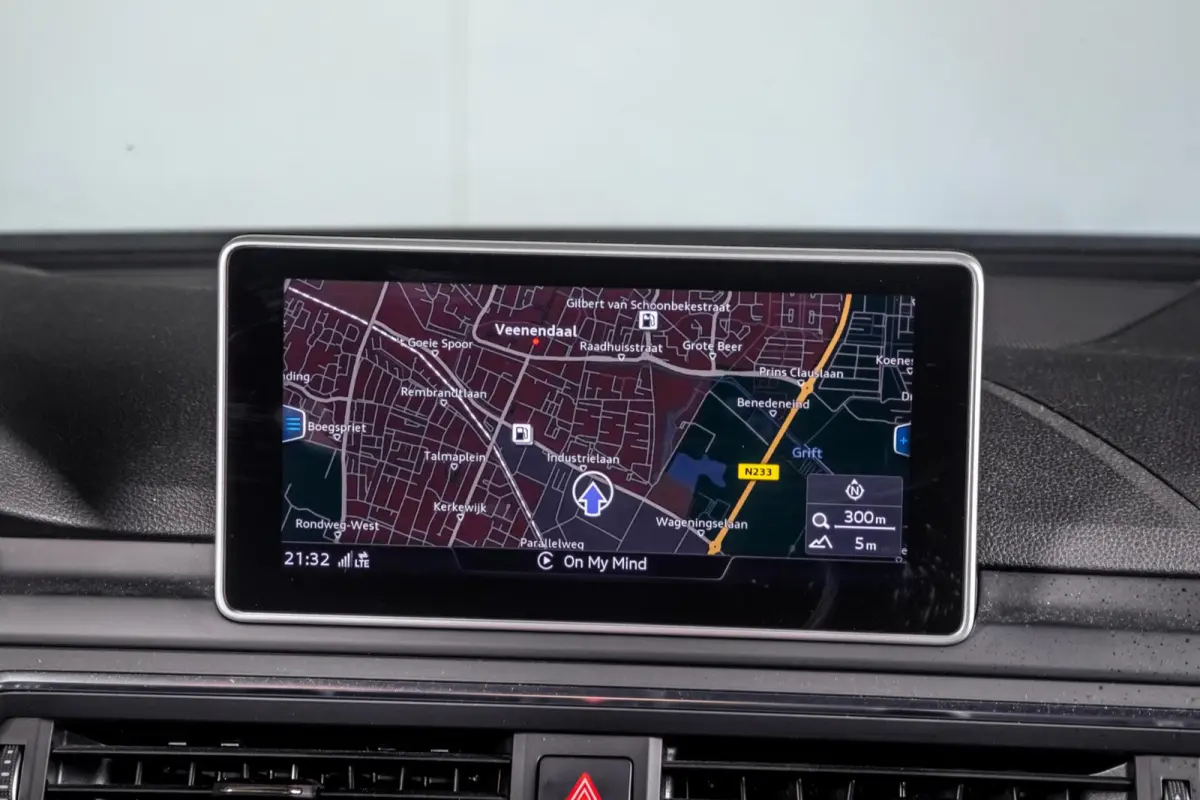 2.0 TFSI ultra Sport S line|Matrix|360 Camera|Half-Leder
