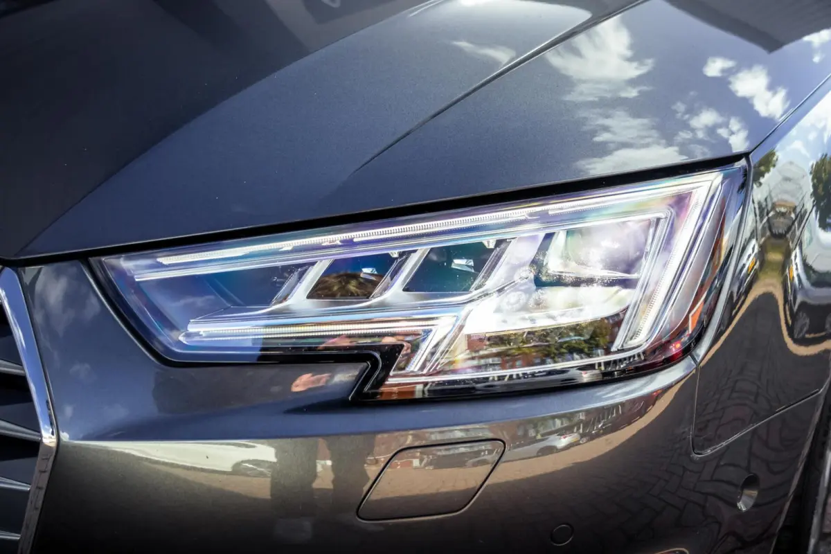 2.0 TFSI ultra Sport S line|Matrix|360 Camera|Half-Leder