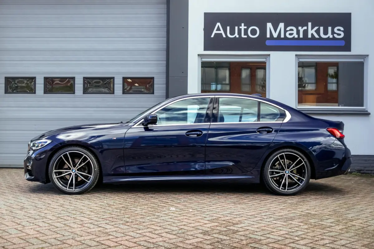 320i High Executive M-Sport|Cam|HiFi|Individual|19"|Live Cockpit|Flippers|Stoelverwarming