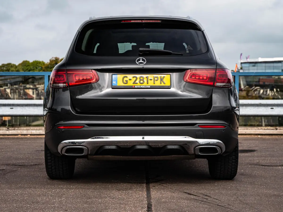 200 Business Solution Facelift | Panoramadak | Leder | Camera | Stoelverwarming | LED | Apple Carplay/Android Auto | Dealeronderhouden