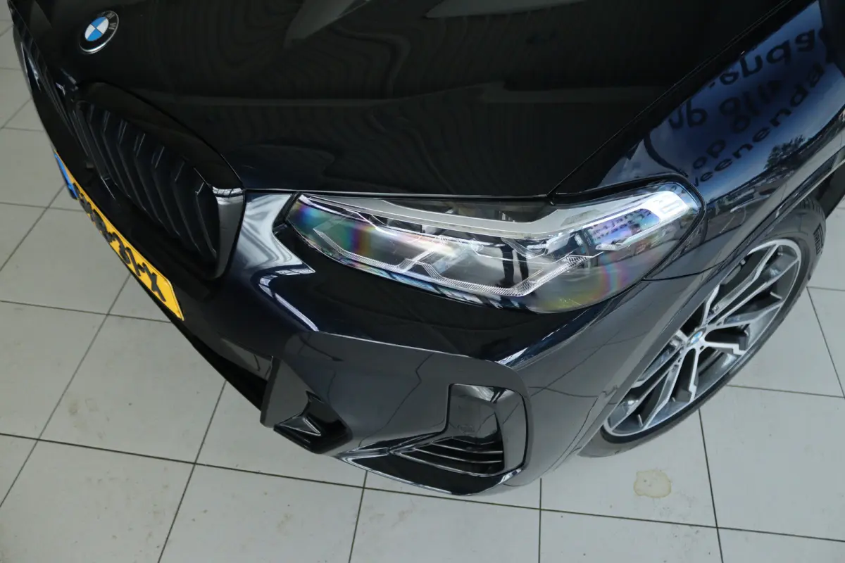 xDrive20i M-Sport Business Edition Plus | Cruise Control | Schuifdak | Camera | Stoelverwarming | HiFi | Leder | Navi | Carplay | Climate | Elektr. Klep | Keyless | 20 Inch