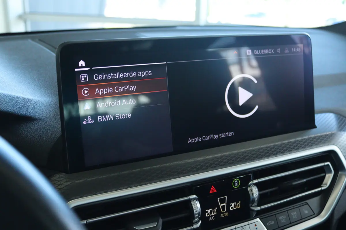xDrive20i M-Sport Business Edition Plus | Cruise Control | Schuifdak | Camera | Stoelverwarming | HiFi | Leder | Navi | Carplay | Climate | Elektr. Klep | Keyless | 20 Inch