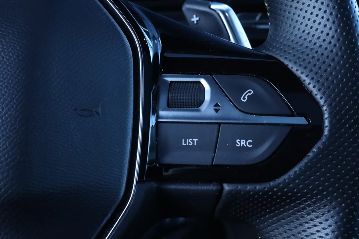 1.6 HYbrid PSE 360PK | Adapt. Cruise | Trekhaak | Schuifdak | Nightvision | Focal Audio | Massage | Memory | 360 Camera | Keyless | Elektr. Klep | Carplay | Navi | Climate | Adaptief Onderst