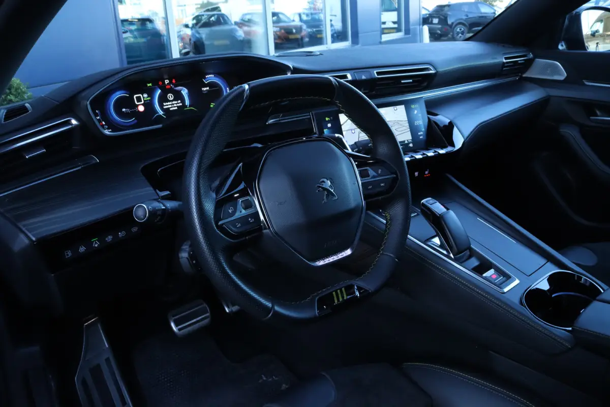 1.6 HYbrid PSE 360PK | Adapt. Cruise | Trekhaak | Schuifdak | Nightvision | Focal Audio | Massage | Memory | 360 Camera | Keyless | Elektr. Klep | Carplay | Navi | Climate | Adaptief Onderst