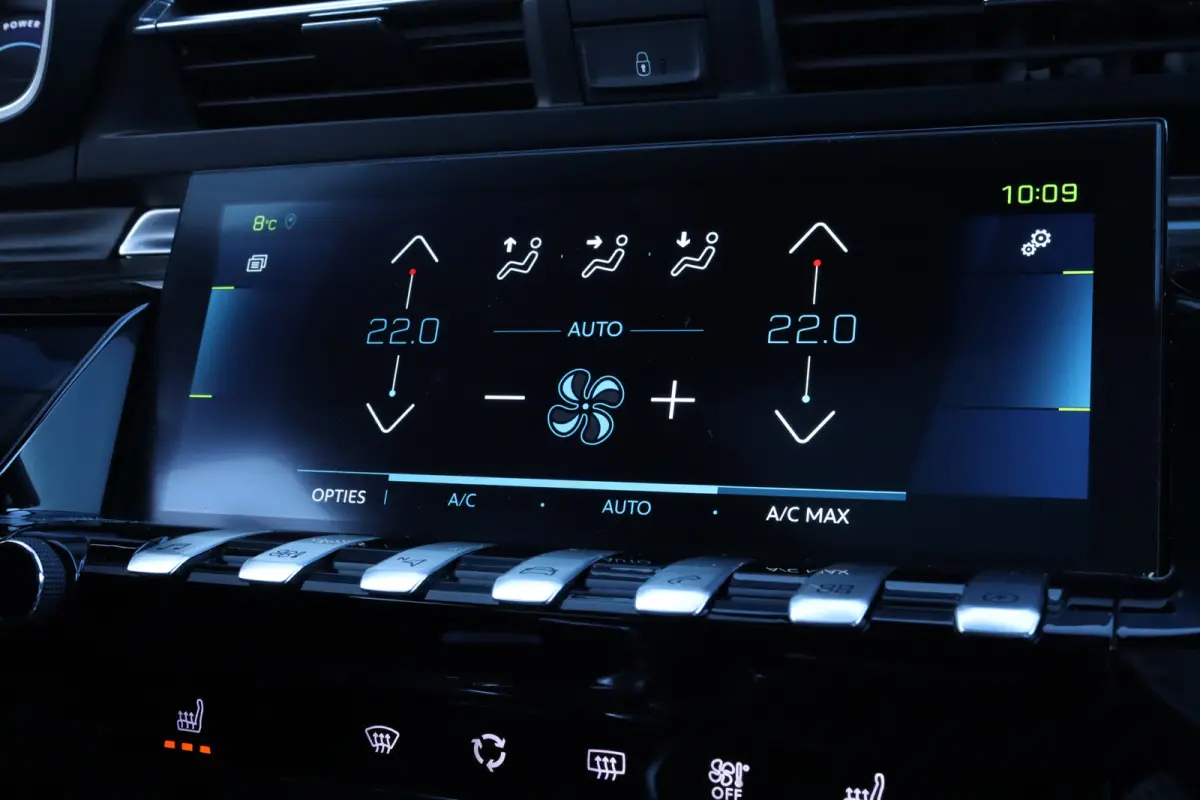 1.6 HYbrid PSE 360PK | Adapt. Cruise | Trekhaak | Schuifdak | Nightvision | Focal Audio | Massage | Memory | 360 Camera | Keyless | Elektr. Klep | Carplay | Navi | Climate | Adaptief Onderst