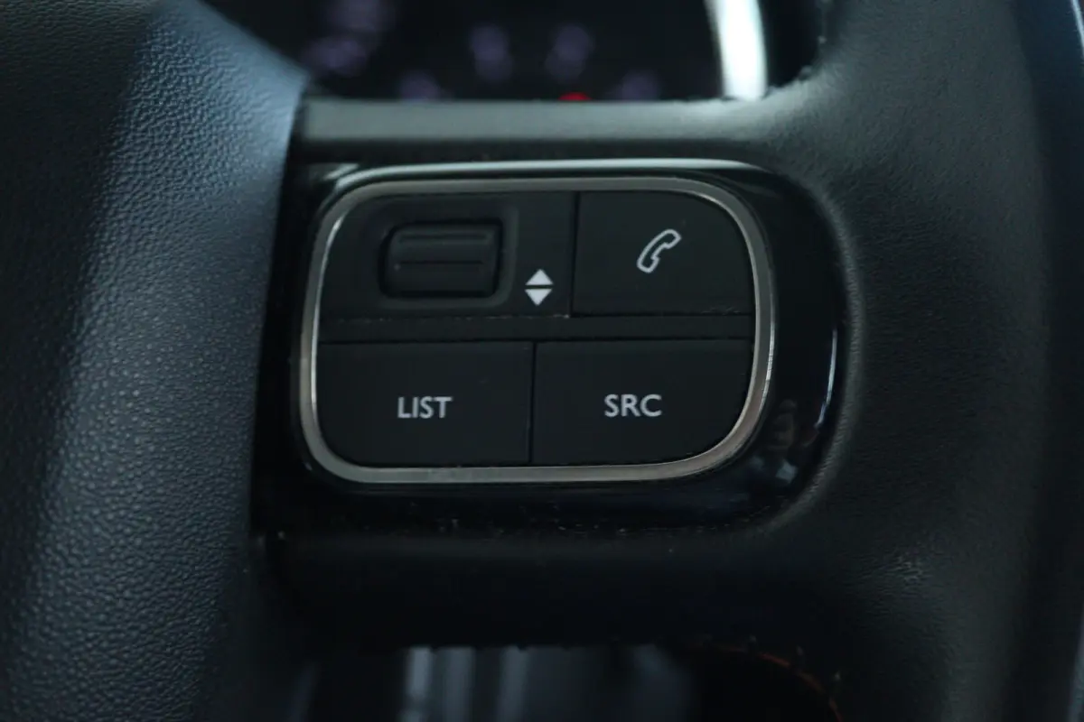 1.2 81PK Shine | Cruise Control | Trekhaak | Camera | Navigatie | Carplay | Climate | Getint glas |