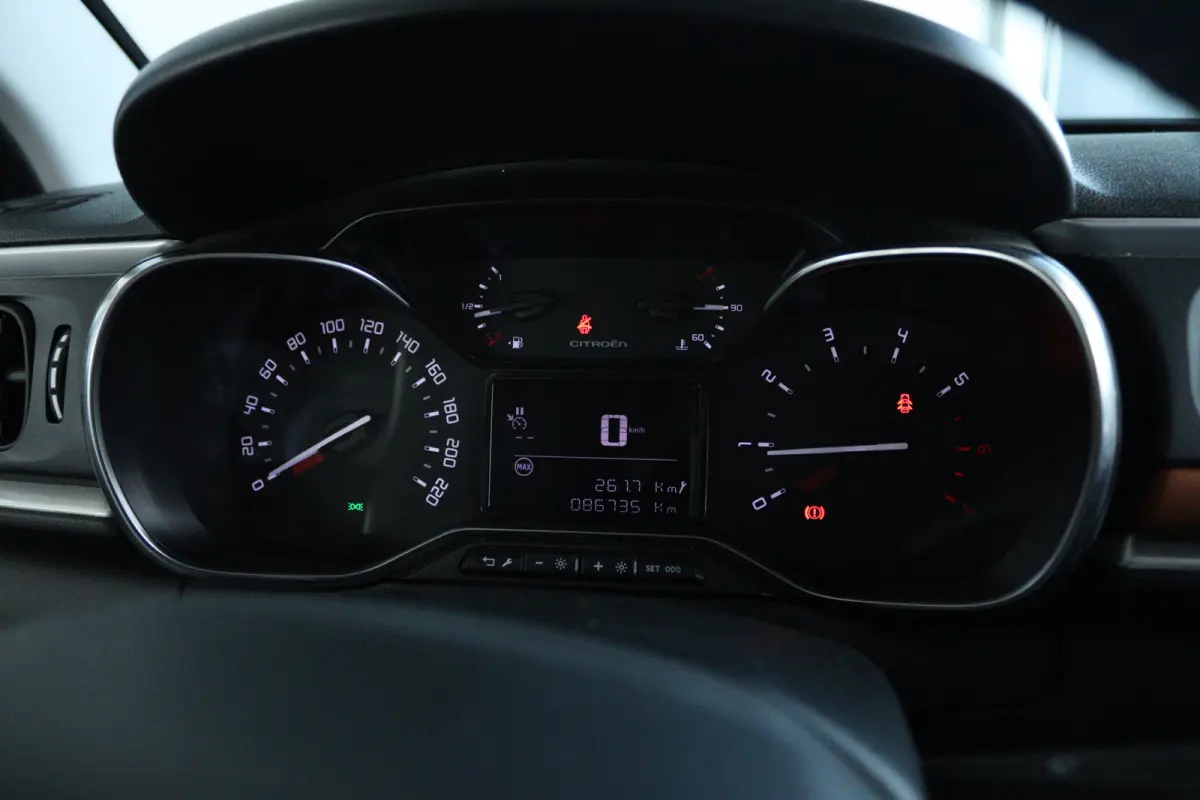 1.2 81PK Shine | Cruise Control | Trekhaak | Camera | Navigatie | Carplay | Climate | Getint glas |