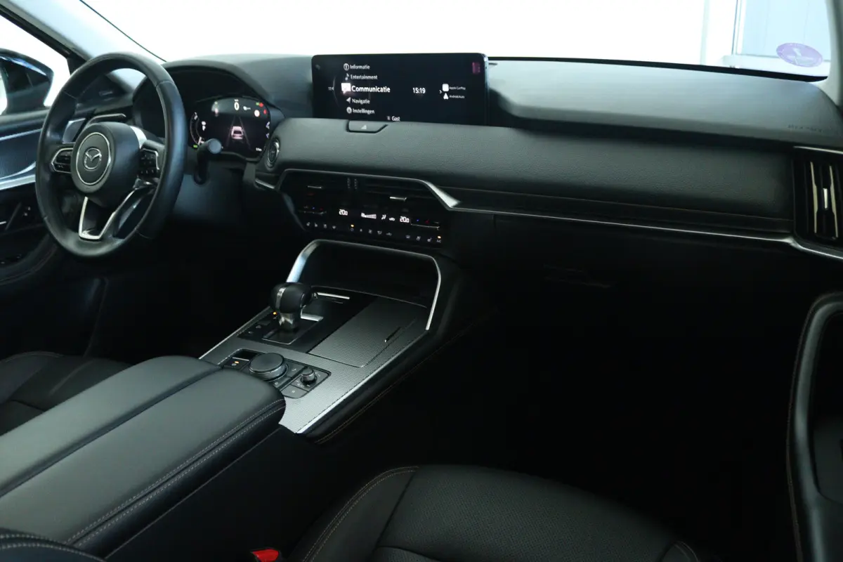 2.5 e-SkyActiv PHEV Homura Plus | SOH 91% | Adapt. Cruise | Trekhaak | Stoelventilatie | BOSE | Head-up | Memory | Schuifdak | 360 Camera | Navi | Carplay | Stoel+Stuurverwarming |