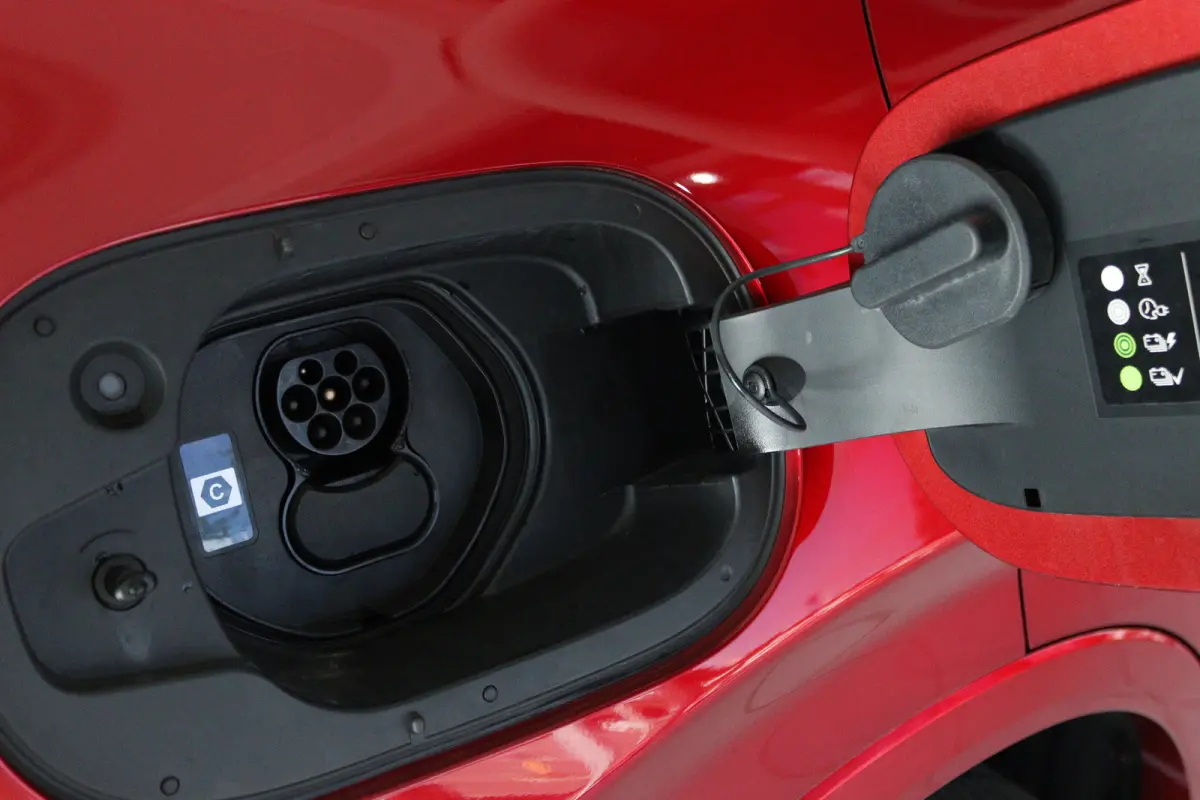 2.5 e-SkyActiv PHEV Homura Plus | SOH 91% | Adapt. Cruise | Trekhaak | Stoelventilatie | BOSE | Head-up | Memory | Schuifdak | 360 Camera | Navi | Carplay | Stoel+Stuurverwarming |
