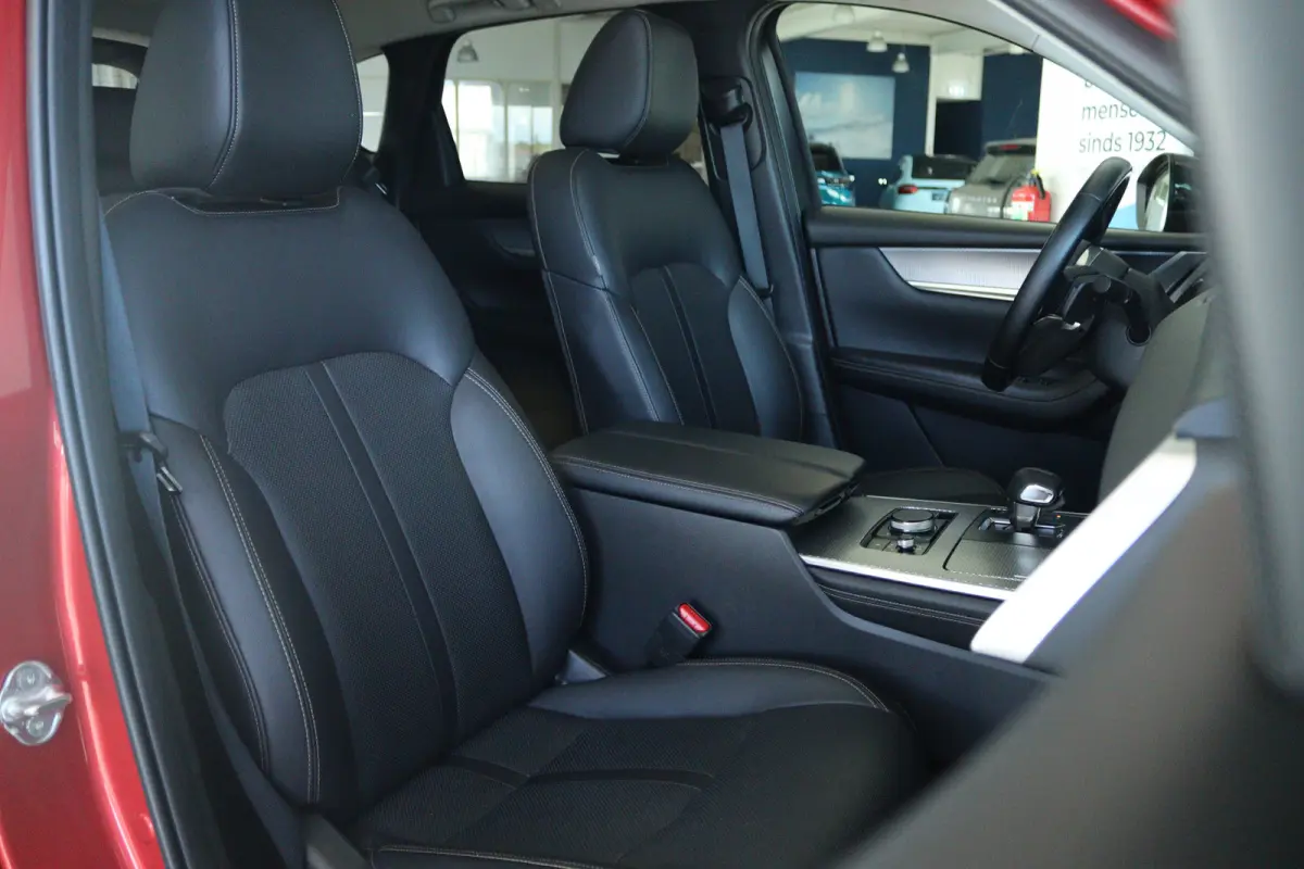 2.5 e-SkyActiv PHEV Homura Plus | SOH 91% | Adapt. Cruise | Trekhaak | Stoelventilatie | BOSE | Head-up | Memory | Schuifdak | 360 Camera | Navi | Carplay | Stoel+Stuurverwarming |
