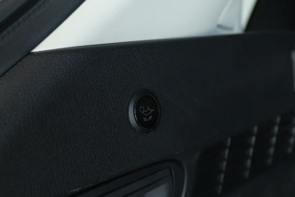 2.5 e-SkyActiv PHEV Homura Plus | SOH 91% | Adapt. Cruise | Trekhaak | Stoelventilatie | BOSE | Head-up | Memory | Schuifdak | 360 Camera | Navi | Carplay | Stoel+Stuurverwarming |