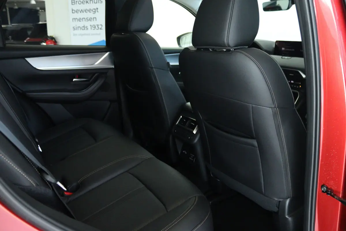 2.5 e-SkyActiv PHEV Homura Plus | SOH 91% | Adapt. Cruise | Trekhaak | Stoelventilatie | BOSE | Head-up | Memory | Schuifdak | 360 Camera | Navi | Carplay | Stoel+Stuurverwarming |