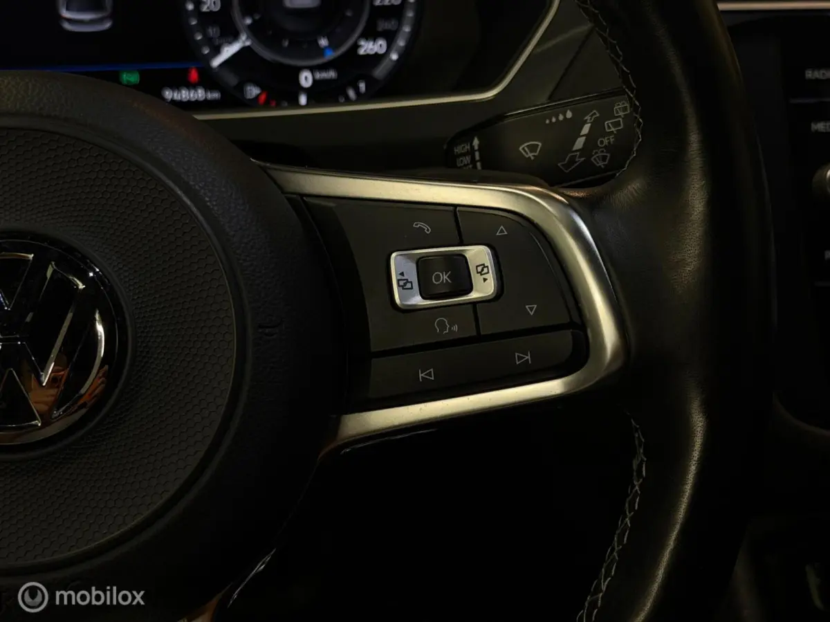 2.0 TSI 4Motion 3x R-line Panorama/Keyless/Virtual/Trekhaak