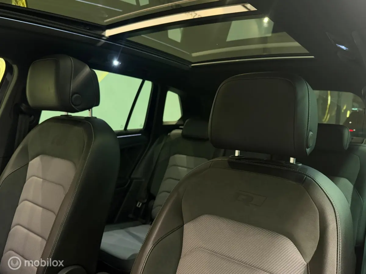 2.0 TSI 4Motion 3x R-line Panorama/Keyless/Virtual/Trekhaak