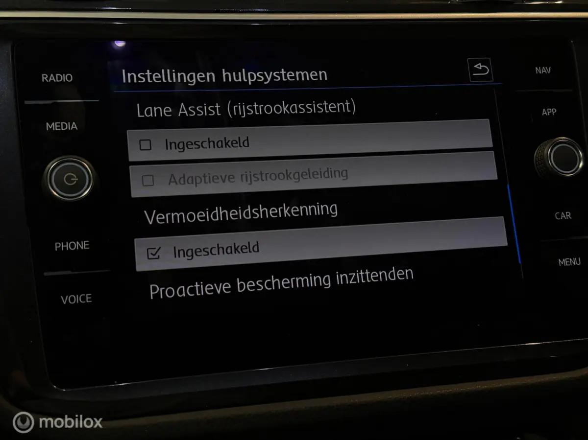 2.0 TSI 4Motion 3x R-line Panorama/Keyless/Virtual/Trekhaak