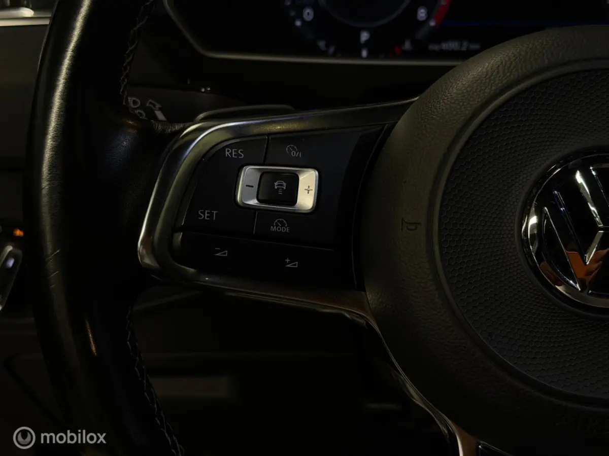 2.0 TSI 4Motion 3x R-line Panorama/Keyless/Virtual/Trekhaak