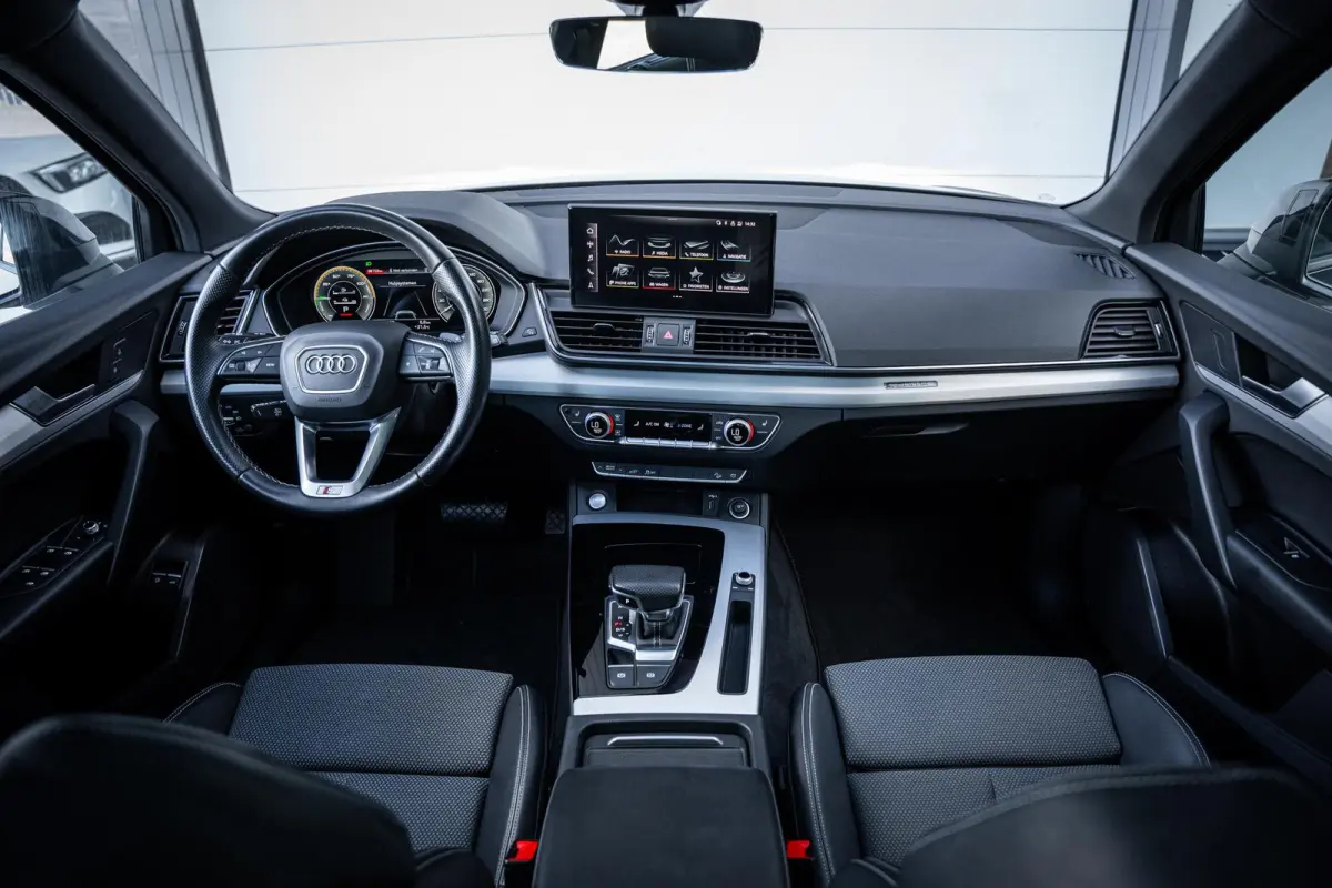 50 TFSIe Competition S-Line Pano-dak|Massage|Matrix|Luchtvering|Carplay|Dealeronderhouden