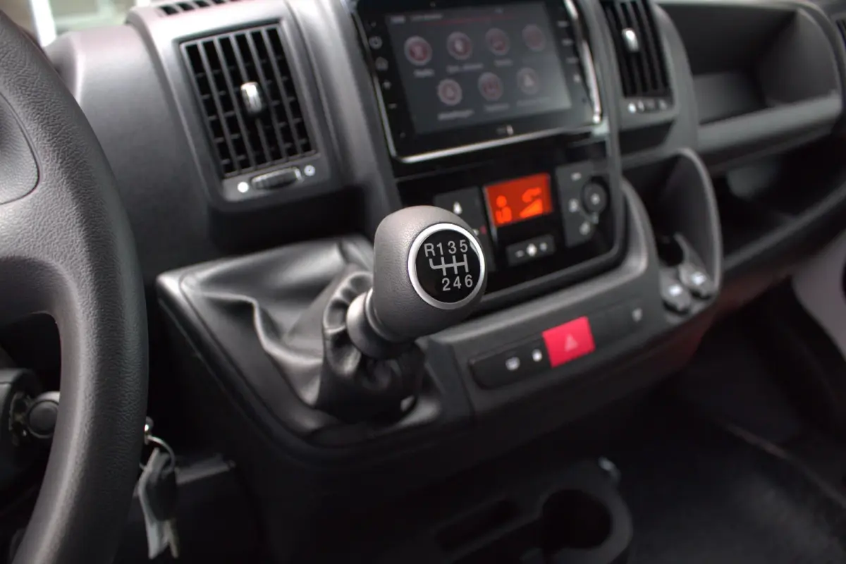 2.2 BlueHDi 120PK L2H2 3.0t | APPLE CARPLAY/ANDROID AUTO | CRUISE | AIRCO | TREKHAAK| CLIMATE CONTROL |