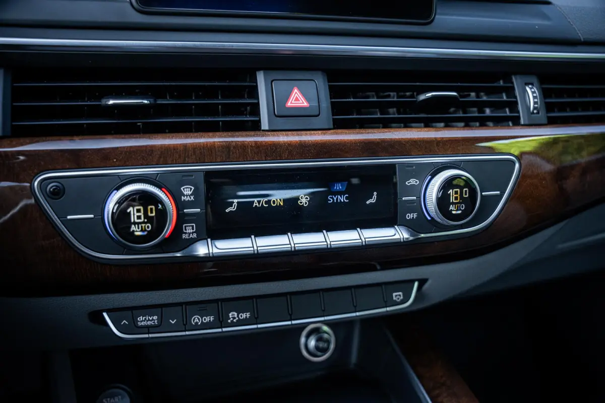 2.0 TFSI 190pk Sport NL-auto|19''|Elek.achterklep|Trekhaak|Climate