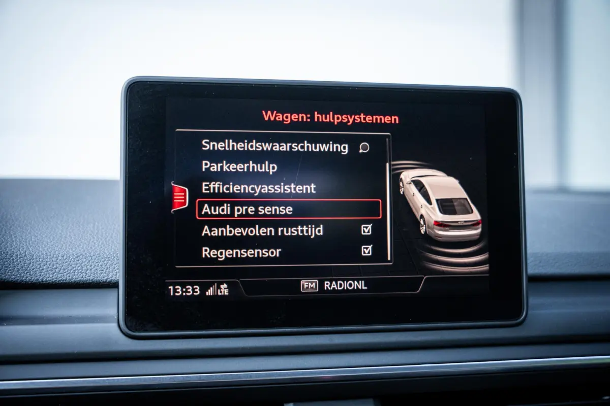 2.0 TFSI 190pk Sport NL-auto|19''|Elek.achterklep|Trekhaak|Climate