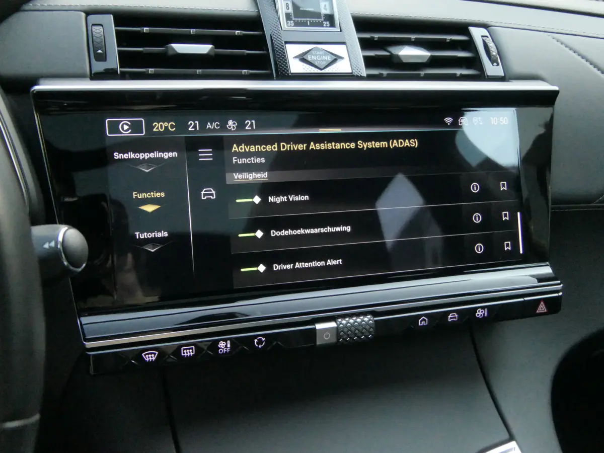 E-Tense Plug in Hybrid 300pk 4x4 Rivoli | Panoramadak