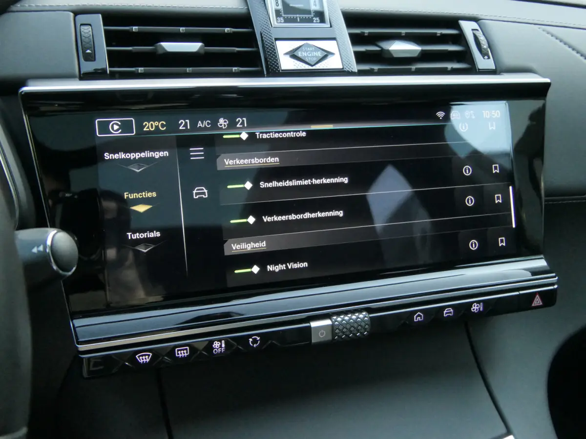 E-Tense Plug in Hybrid 300pk 4x4 Rivoli | Panoramadak