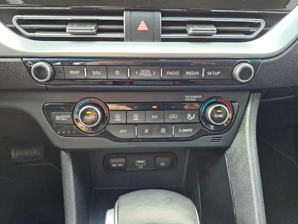 1.6 GDi Hybrid DynamicLine | Trekhaak | Adaptive Cruise Control | Camera | Apple Carplay/ Android Auto | Navigatie