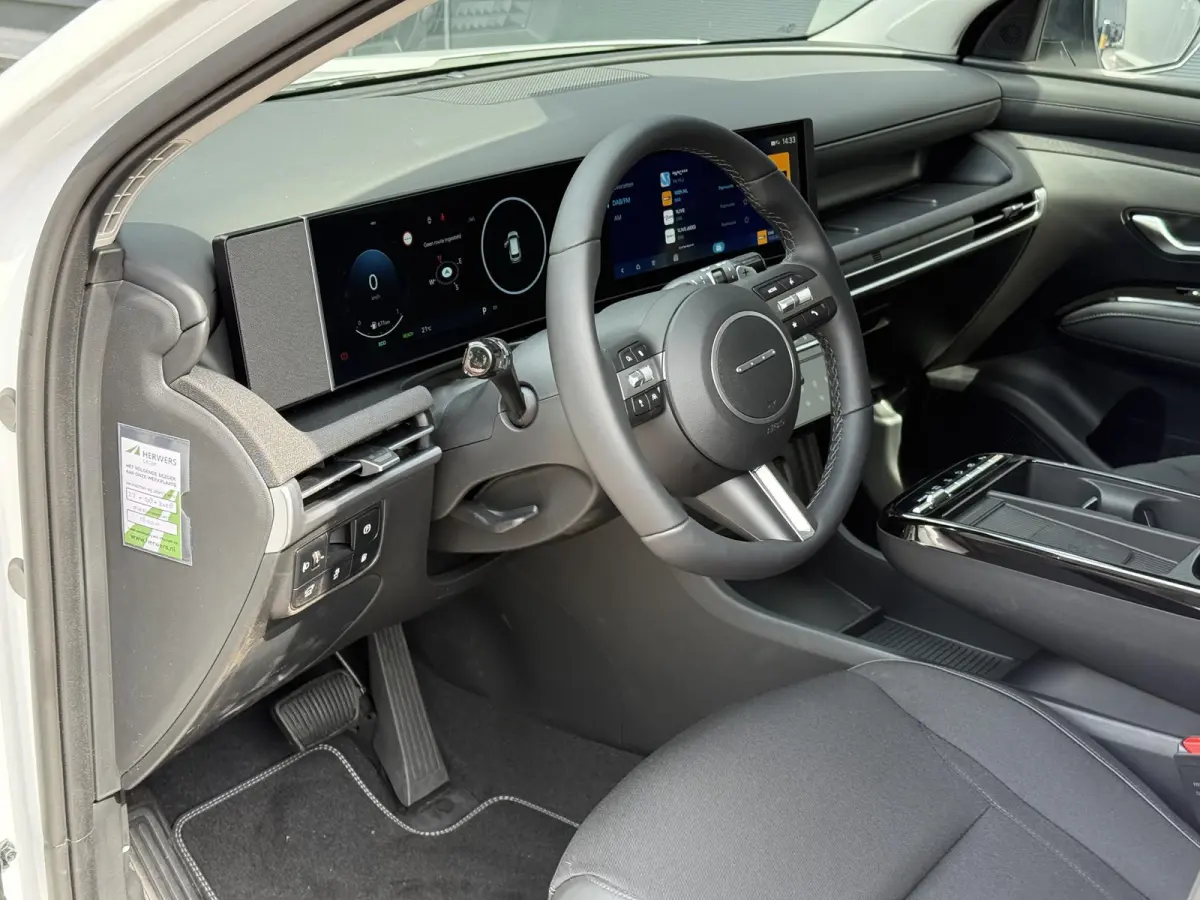1.6 T-GDI PHEV Comfort Smart / Elektrische Achterklep / Stoel+Stuur Verwarming / Achteruitrij Camera / Keyless / Navigatie /