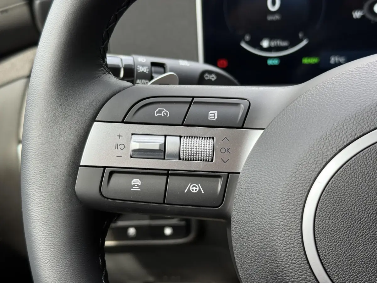1.6 T-GDI PHEV Comfort Smart / Elektrische Achterklep / Stoel+Stuur Verwarming / Achteruitrij Camera / Keyless / Navigatie /