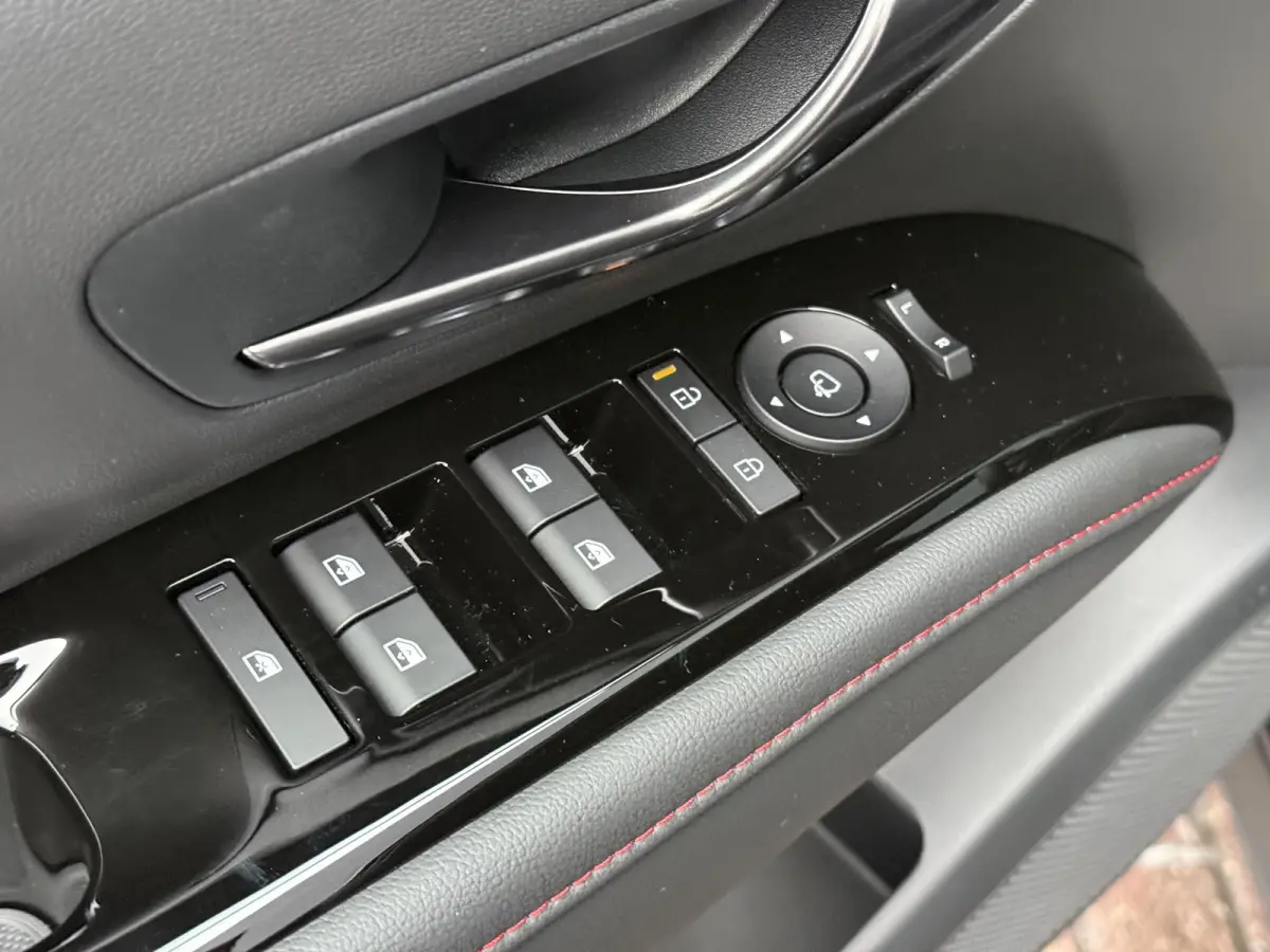 1.6 T-GDI PHEV N Line / Navigatie / 360 Camera / Stoel Geheugen / Stoelverkoeling / Stoelverwarming Voor + Achter / Stuurverwarming / KRELL Audio /