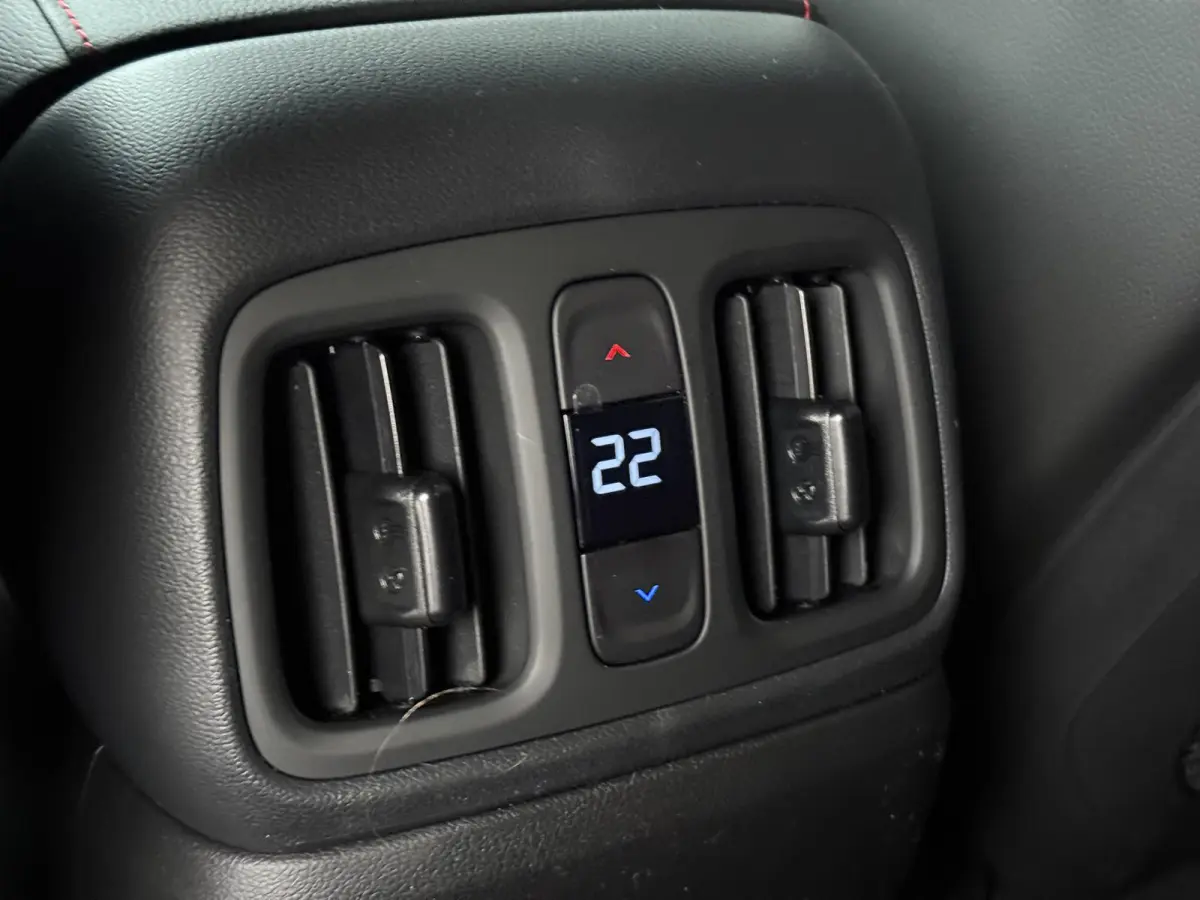1.6 T-GDI PHEV N Line / Navigatie / 360 Camera / Stoel Geheugen / Stoelverkoeling / Stoelverwarming Voor + Achter / Stuurverwarming / KRELL Audio /