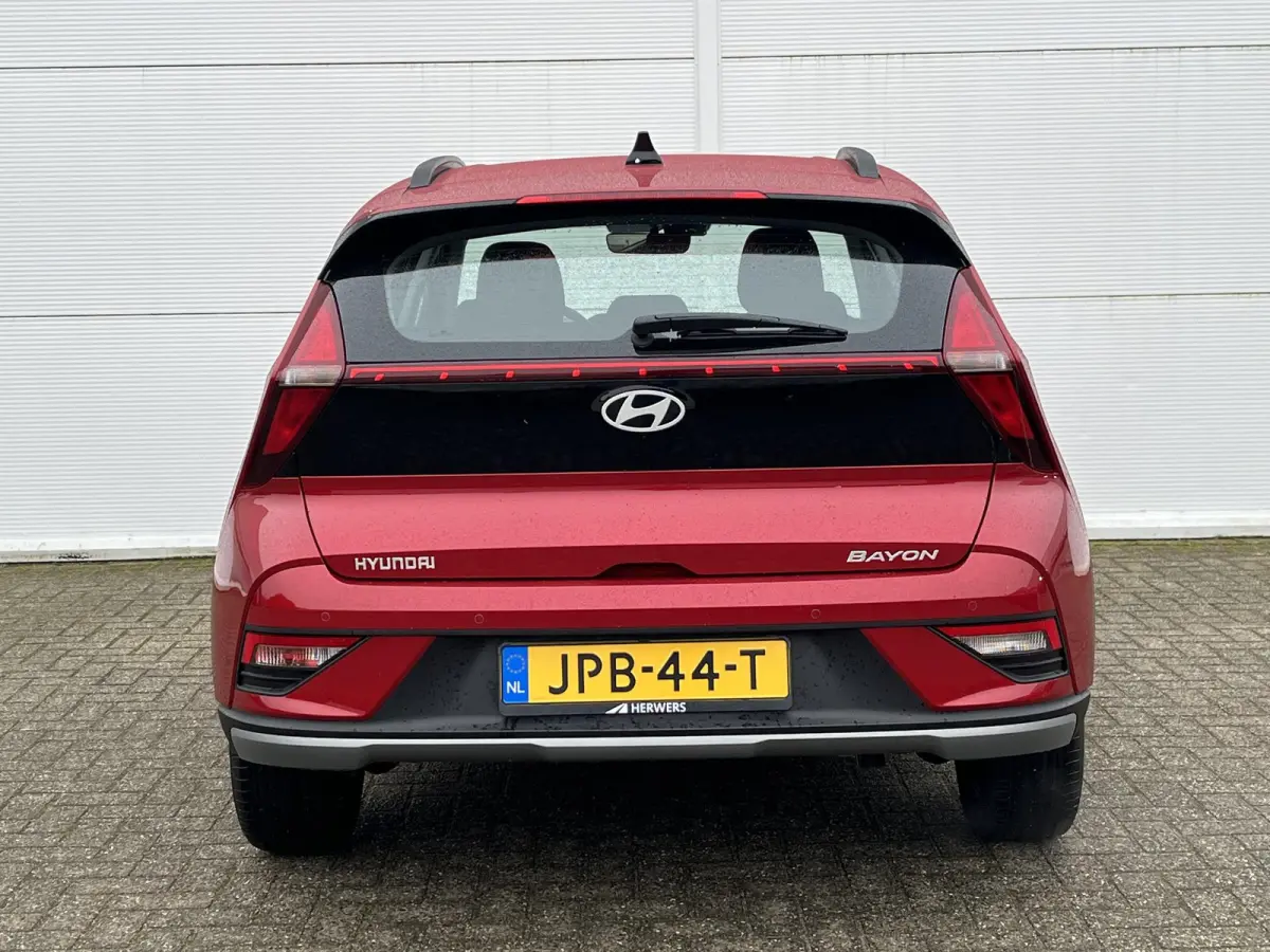 1.0 T-GDI Comfort / Navigatie / Achteruitrijcamera / Airco / Cruise Control / LED Dagrijverlichting /