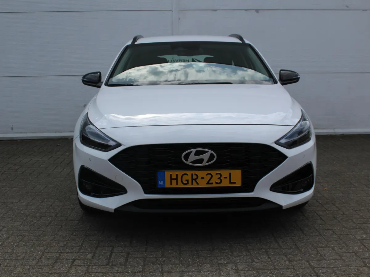 1.0 T-GDi MHEV Comfort / Navigatie + Android Auto/Apple Carplay / DAB / Climate Control / Cruise Control / Achteruitrijcamera /