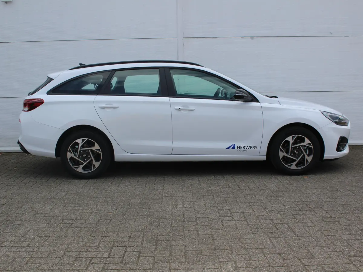 1.0 T-GDi MHEV Comfort / Navigatie + Android Auto/Apple Carplay / DAB / Climate Control / Cruise Control / Achteruitrijcamera /