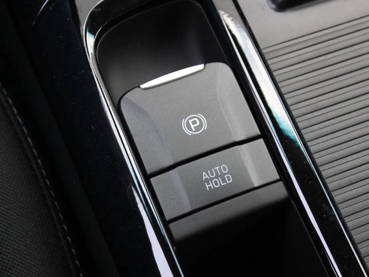 1.0 T-GDi MHEV Comfort / Navigatie + Android Auto/Apple Carplay / DAB / Climate Control / Cruise Control / Achteruitrijcamera /