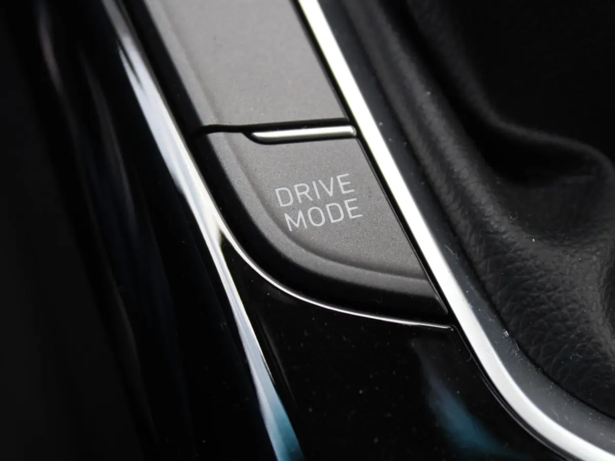 1.0 T-GDi MHEV Comfort / Navigatie + Android Auto/Apple Carplay / DAB / Climate Control / Cruise Control / Achteruitrijcamera /