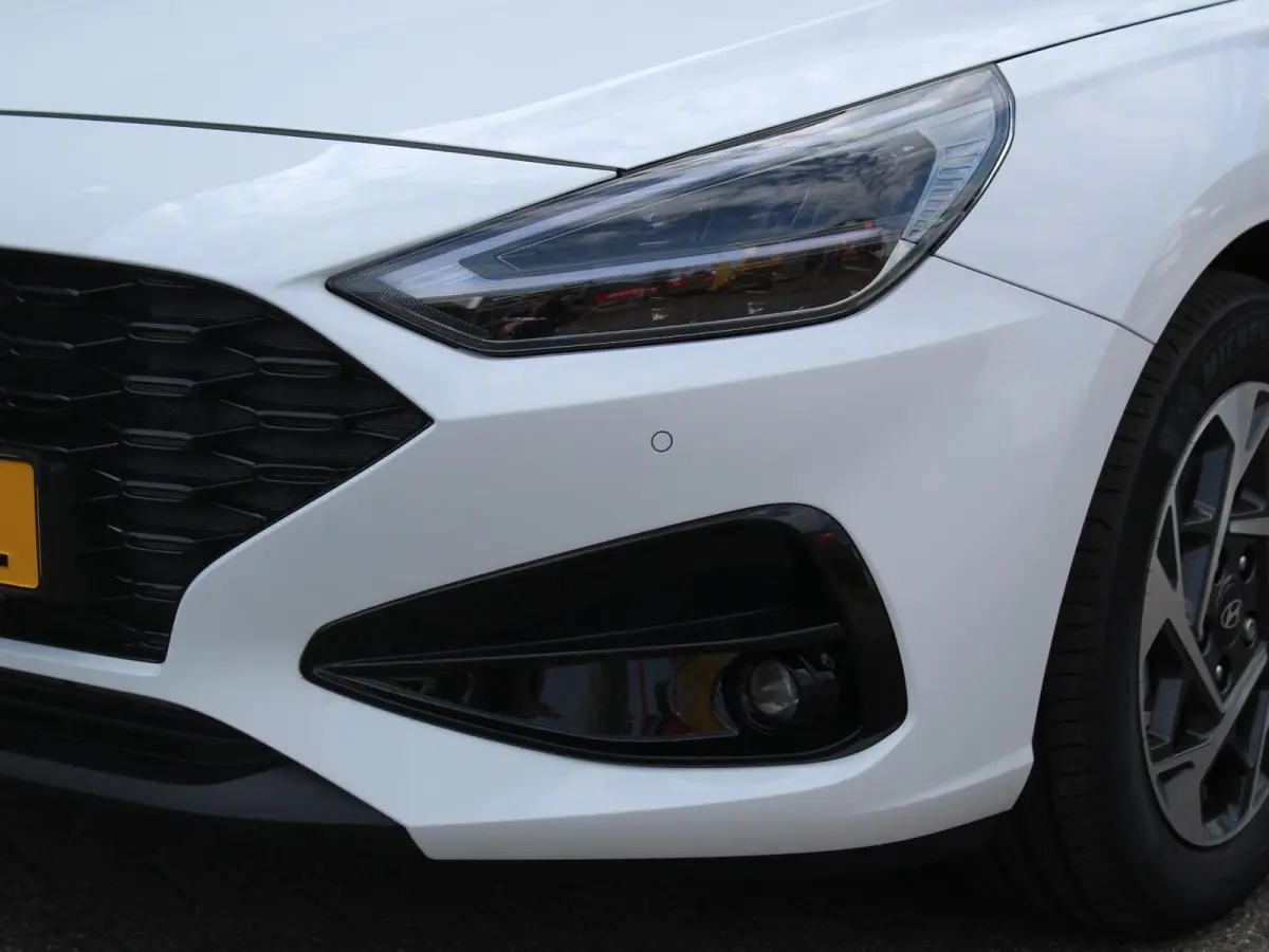 1.0 T-GDi MHEV Comfort / Navigatie + Android Auto/Apple Carplay / DAB / Climate Control / Cruise Control / Achteruitrijcamera /