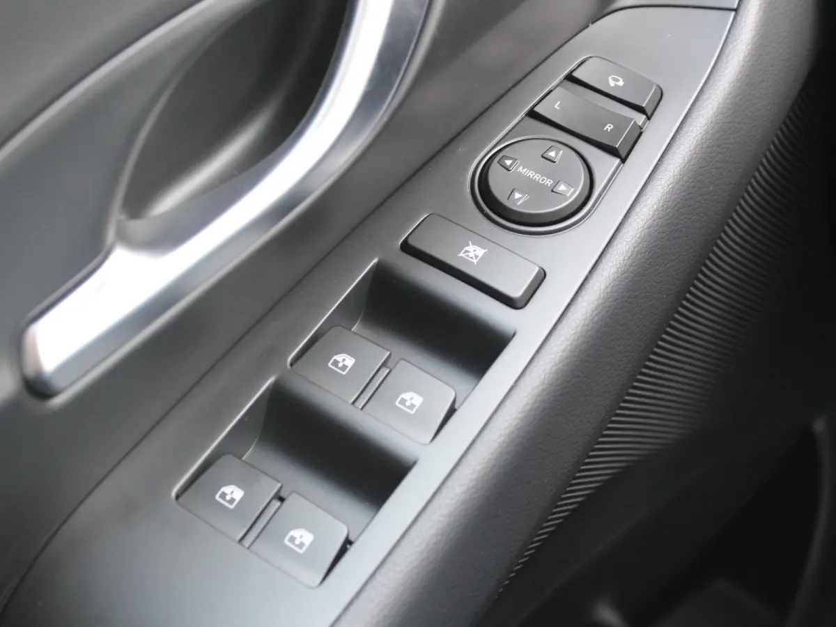1.0 T-GDi MHEV Comfort / Navigatie + Android Auto/Apple Carplay / DAB / Climate Control / Cruise Control / Achteruitrijcamera /