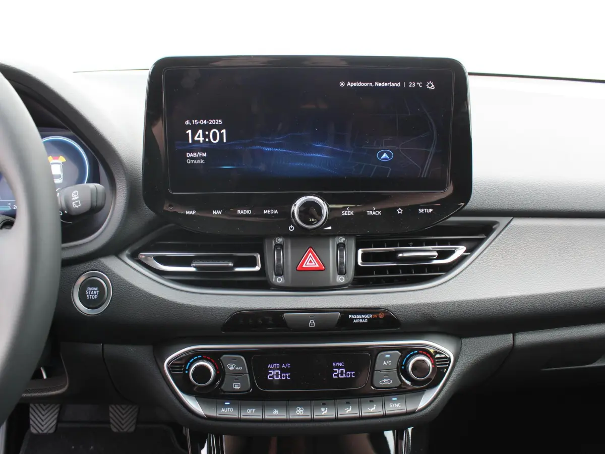 1.0 T-GDi MHEV Comfort / Navigatie + Android Auto/Apple Carplay / DAB / Climate Control / Cruise Control / Achteruitrijcamera /